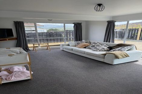 Photo of property in 3 Rydal Place, Southgate, Wellington, 6023