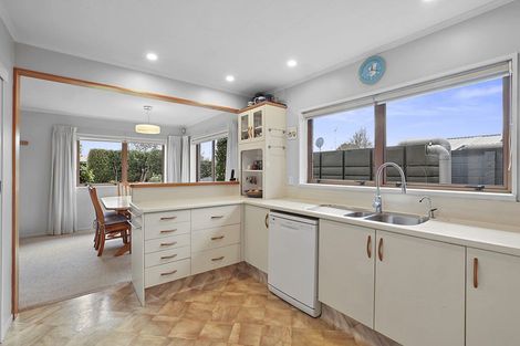 Photo of property in 167 Govett Avenue, Frankleigh Park, New Plymouth, 4310