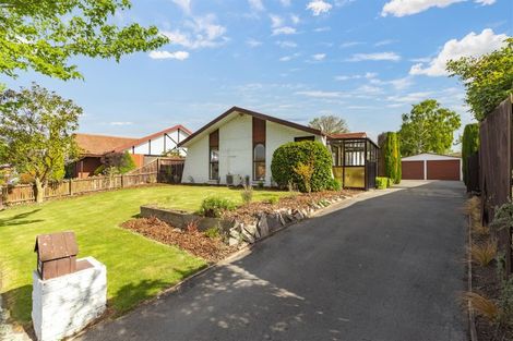Photo of property in 35 Karnak Crescent, Russley, Christchurch, 8042