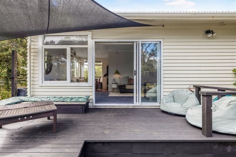 Photo of property in 12 Spenmoor Street, Newlands, Wellington, 6037