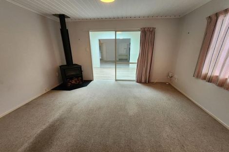 Photo of property in 26 William Street, Waikanae Beach, Waikanae, 5036