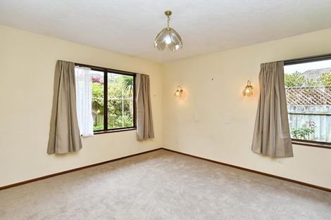 Photo of property in 44b Memorial Avenue, Ilam, Christchurch, 8053