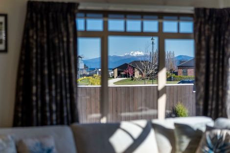 Photo of property in 51 Montgomery Crescent, Kinloch, Taupo, 3377