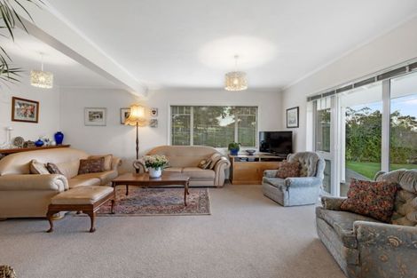 Photo of property in 1971 East Coast Road, Stillwater, Silverdale, 0993