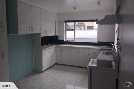 Photo of property in 11 Mana Esplanade, Paremata, Porirua, 5026