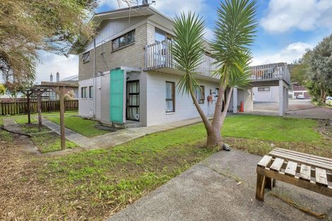 Photo of property in 17 Third Avenue, Avenues, Whangarei, 0110