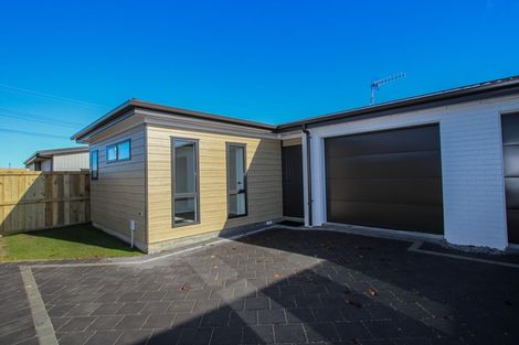 Photo of property in 3/146 Sandwich Road, Saint Andrews, Hamilton, 3200