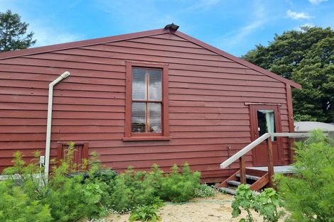 Photo of property in 82 Mckinstry Avenue, Te Ore Ore, Masterton, 5886