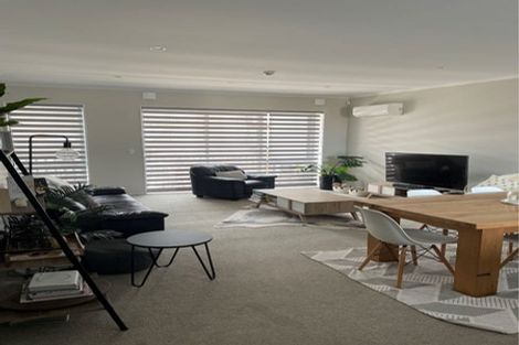 Photo of property in 221 Hobsonville Point Road, Hobsonville, Auckland, 0616