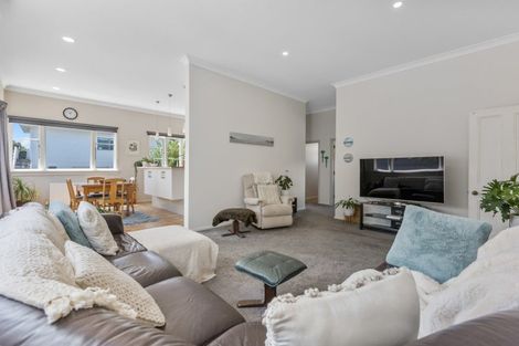 Photo of property in 19 Beach Street, Fitzroy, New Plymouth, 4312