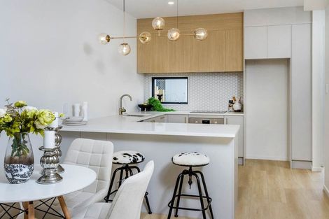 Photo of property in 5 Papa Takaro Lane, Flat Bush, Auckland, 2019