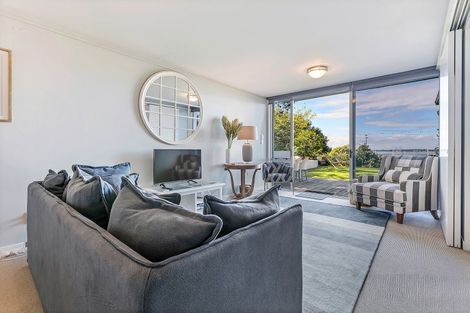 Photo of property in 2/7 London Street, Saint Marys Bay, Auckland, 1011