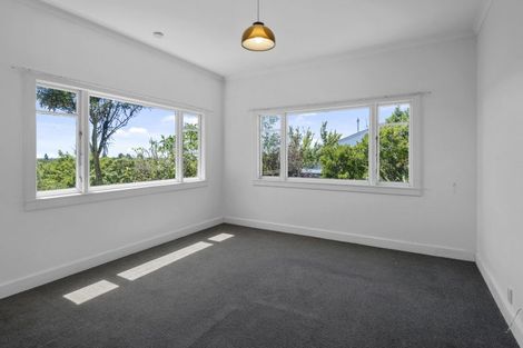 Photo of property in 12 Dyers Pass Road, Cashmere, Christchurch, 8022