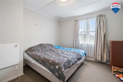 Photo of property in 24 Norana Road, Maoribank, Upper Hutt, 5018