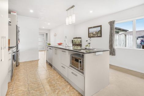 Photo of property in 2 Etna Way, Dinsdale, Hamilton, 3204