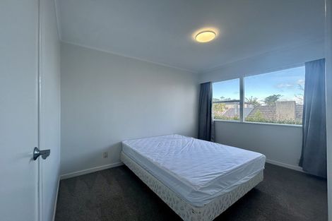 Photo of property in 1/5 Braemar Road, Castor Bay, Auckland, 0620