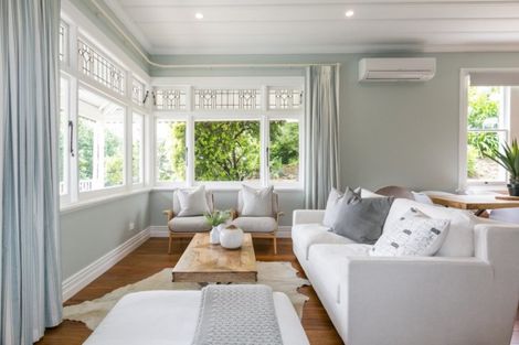 Photo of property in 5 Kowhai Road, Bluff Hill, Napier, 4110