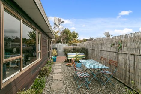Photo of property in 53 Pohutukawa Street, Woburn, Lower Hutt, 5010