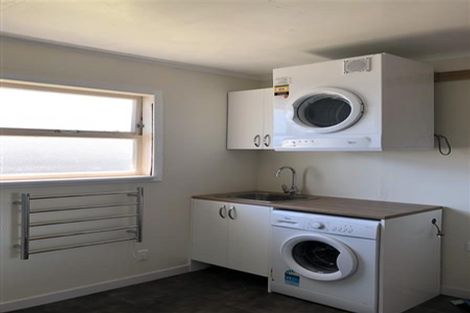 Photo of property in 21 Mako Mako Road, Levin, 5510