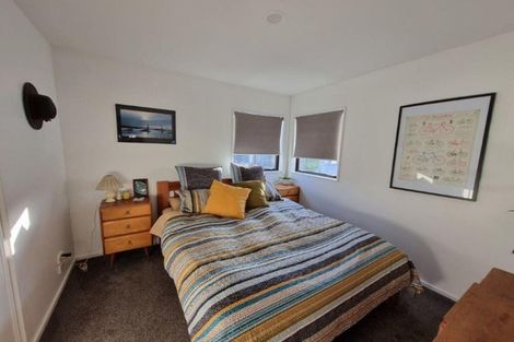 Photo of property in 2 League Lane, Phillipstown, Christchurch, 8011