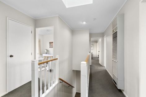 Photo of property in 49 Mana View Road, Paremata, Porirua, 5026