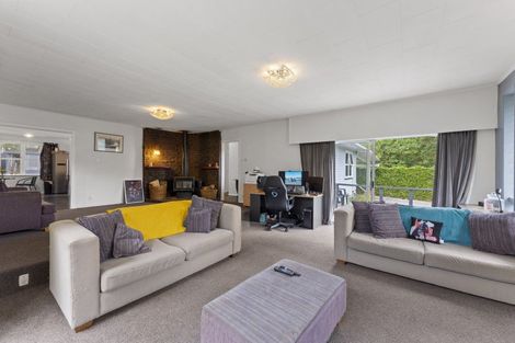 Photo of property in 100 Plateau Road, Te Marua, Upper Hutt, 5018