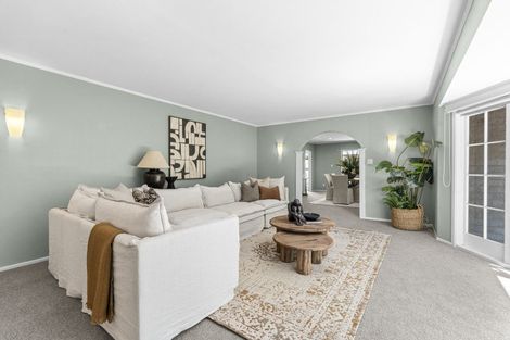 Photo of property in 76a Mangorei Road, Strandon, New Plymouth, 4312