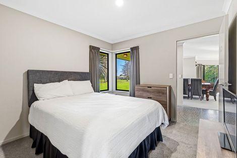 Photo of property in 14 Pukematawai Lane, Levin, 5571