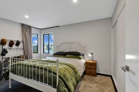 Photo of property in 3 Cox Lane, Amberley, 7410