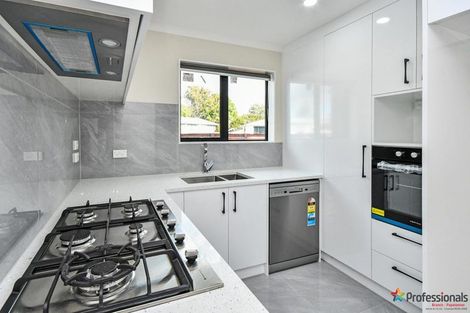 Photo of property in 4a Romney Place, Manurewa, Auckland, 2102