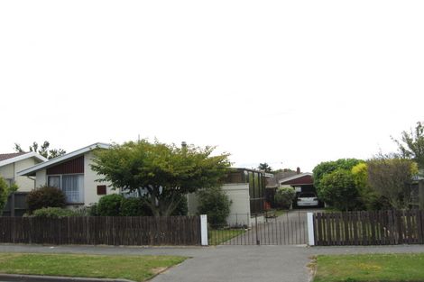 Photo of property in 27 Shetland Street, Woolston, Christchurch, 8062