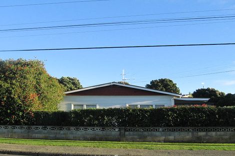 Photo of property in 3 Gray Avenue, Paraparaumu Beach, Paraparaumu, 5032