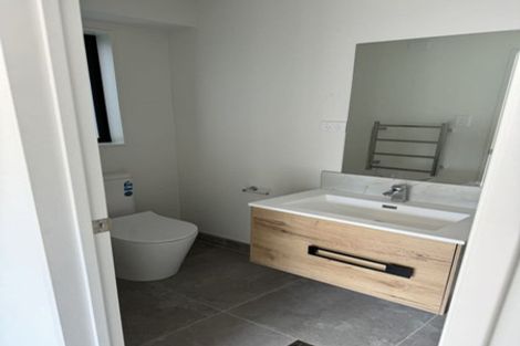 Photo of property in 6/26 Buscomb Avenue, Henderson, Auckland, 0610