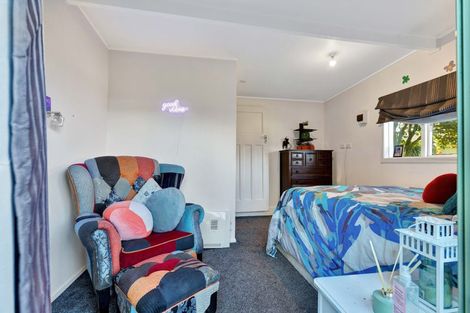 Photo of property in 47 Kings Avenue, Waikuku Beach, 7402