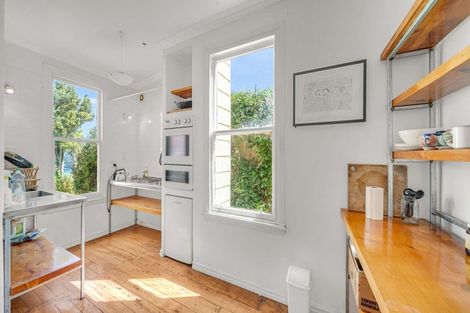 Photo of property in 49 Kauri Street, Ravensbourne, Dunedin, 9022