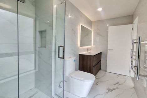 Photo of property in 11 Portadown Avenue, Pakuranga Heights, Auckland, 2010