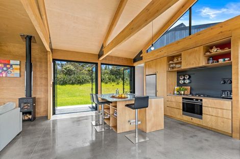 Photo of property in 241 Whitmore Road, Tawharanui Peninsula, Warkworth, 0986