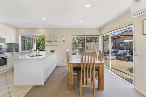 Photo of property in 1/117 Wellington Street, Howick, Auckland, 2014