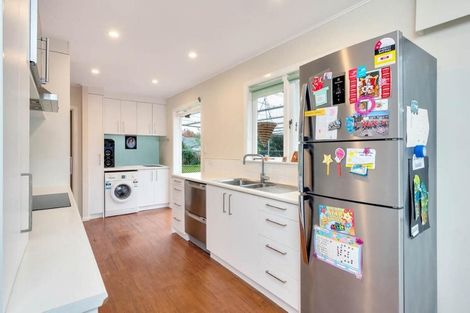 Photo of property in 5 Anthony Place, Pakuranga, Auckland, 2010