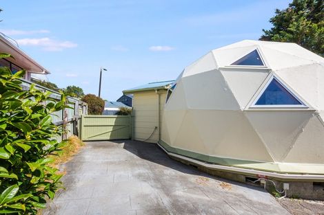 Photo of property in 14 Tremaine Place, Camborne, Porirua, 5026