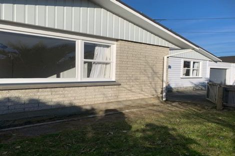 Photo of property in 11 Bluegum Road, Paraparaumu Beach, Paraparaumu, 5032