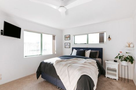 Photo of property in 160 Pacific View Road, Papamoa Beach, Papamoa, 3118