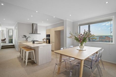 Photo of property in 79 Te Oneroa Way, Long Bay, Auckland, 0630