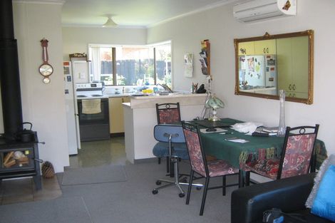 Photo of property in 2/37 Laing Crescent, Heathcote Valley, Christchurch, 8022