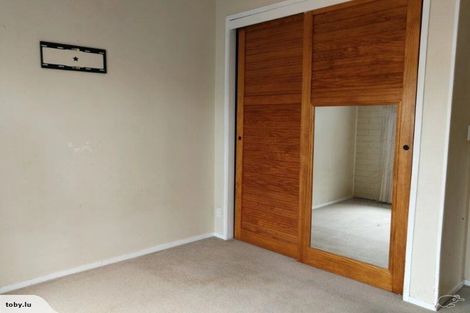 Photo of property in 10 Sealand Place, Mangere Bridge, Auckland, 2022