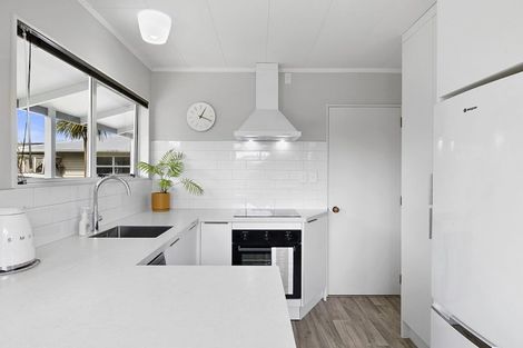 Photo of property in 1/1 Normanby Street, Fitzroy, New Plymouth, 4312