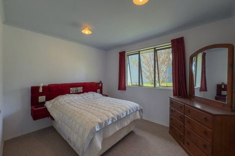 Photo of property in 800 Tuhikaramea Road, Ngahinapouri, Hamilton, 3290