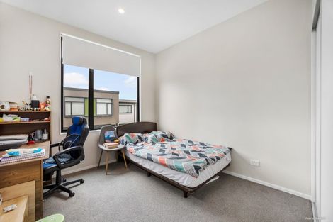 Photo of property in 28 Komanawa Lane, Mount Wellington, Auckland, 1062