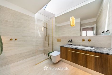 Photo of property in 32 Stellin Street, Boulcott, Lower Hutt, 5011