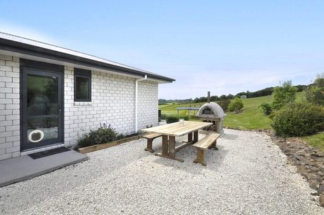 Photo of property in 76 Daniel Parade, Mangawhai, Wellsford, 0975